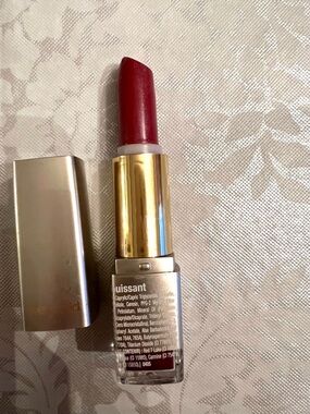 Wet n Wild Precious Metals Lipstick 762A
